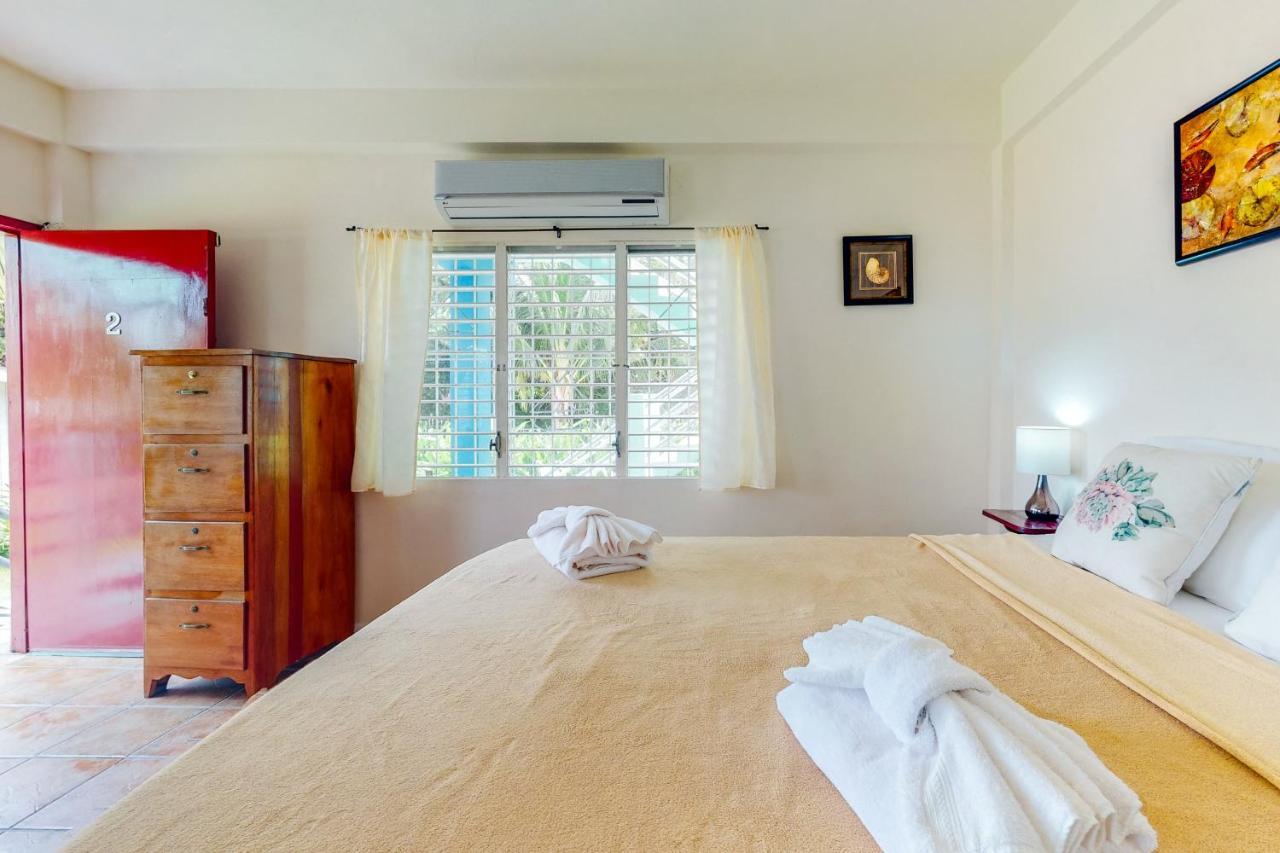 Willow 2 At Island Cabanas Gold Standard Certified Caye Caulker Exterior photo